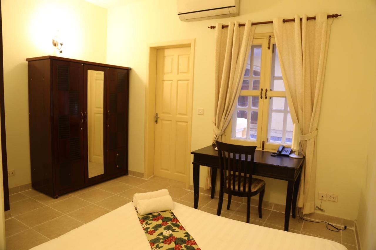 Grand Residence Phnom Penh Exterior photo