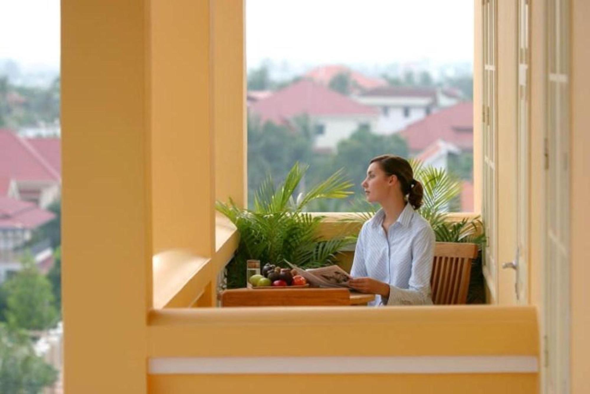 Grand Residence Phnom Penh Exterior photo
