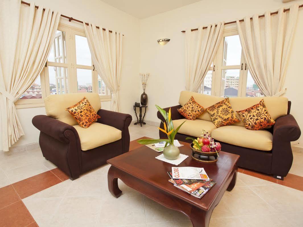 Grand Residence Phnom Penh Exterior photo